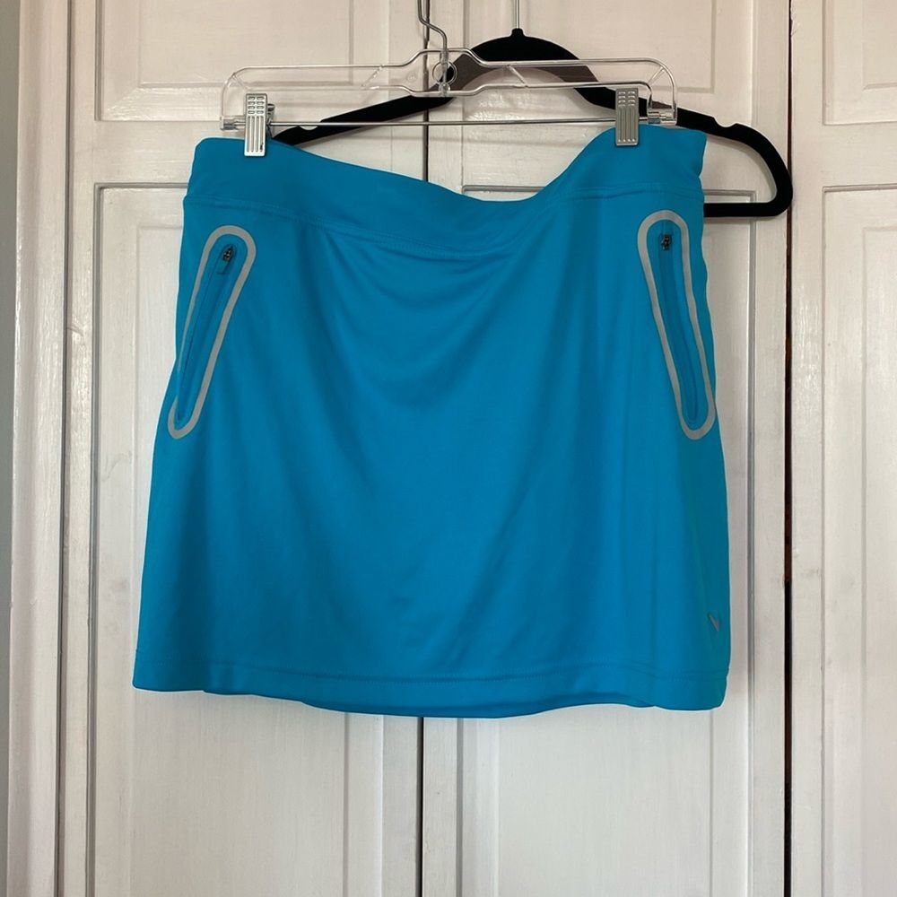 NWT Callaway golf skort. It has pockets! Size XL